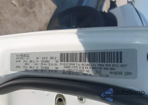 2018 Ram 1500 Sport 4X4 6'4 Box из США, поврежденный, VIN 1C6RR7HT7JS103627